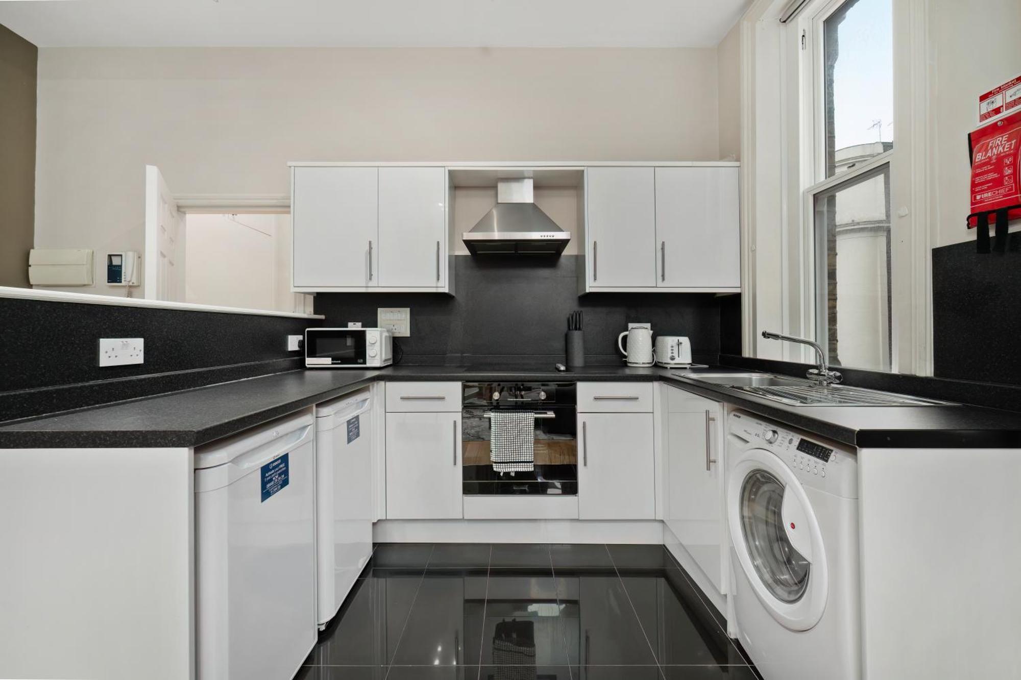 Paddington Modern Apartments London Exterior photo